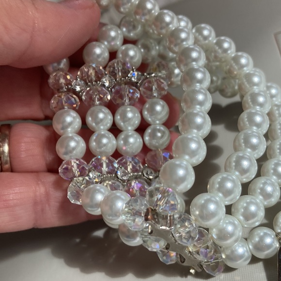 Kissaka gorgeous Pearl and crystal stretch cuff bracelet   Perfect - Picture 7 of 8